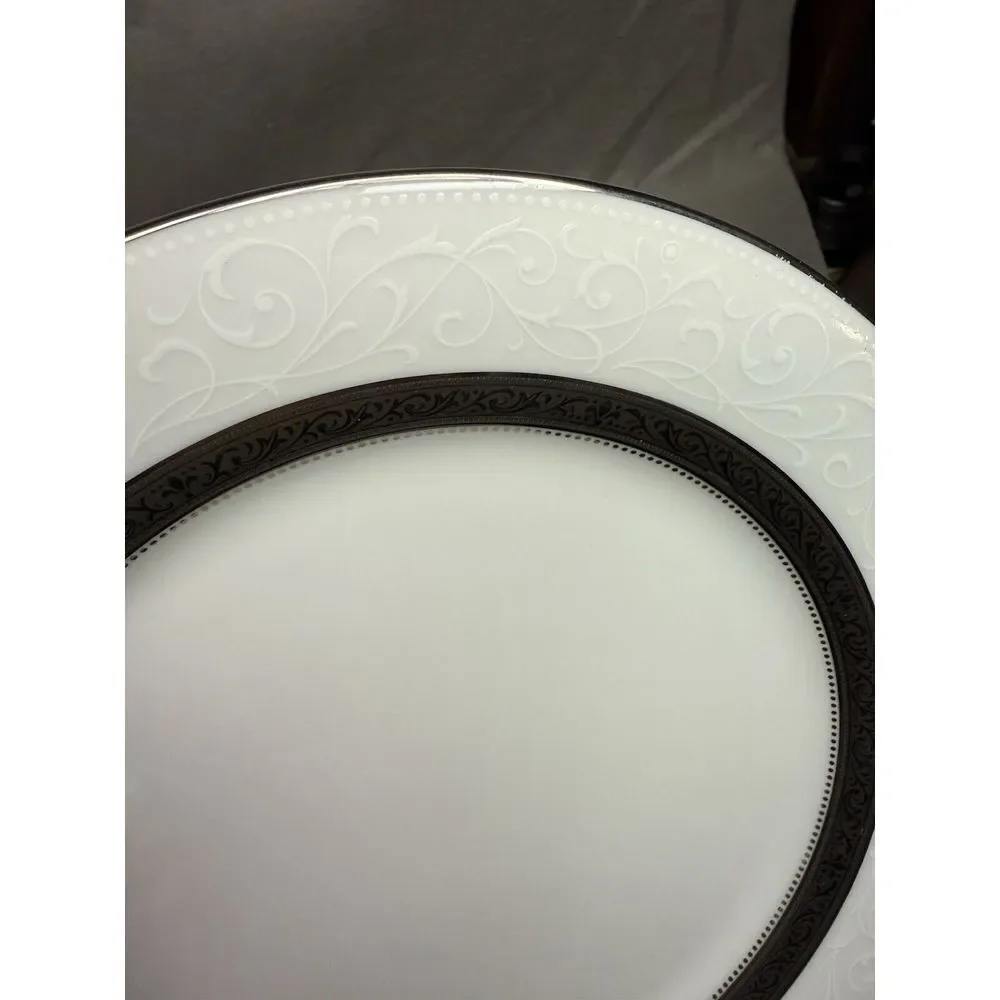 NORITAKE CONTEMPORARY SIGNATURE PLATINUM 9 INCH (4)‎ LUNCHEON PLATES NO 4277